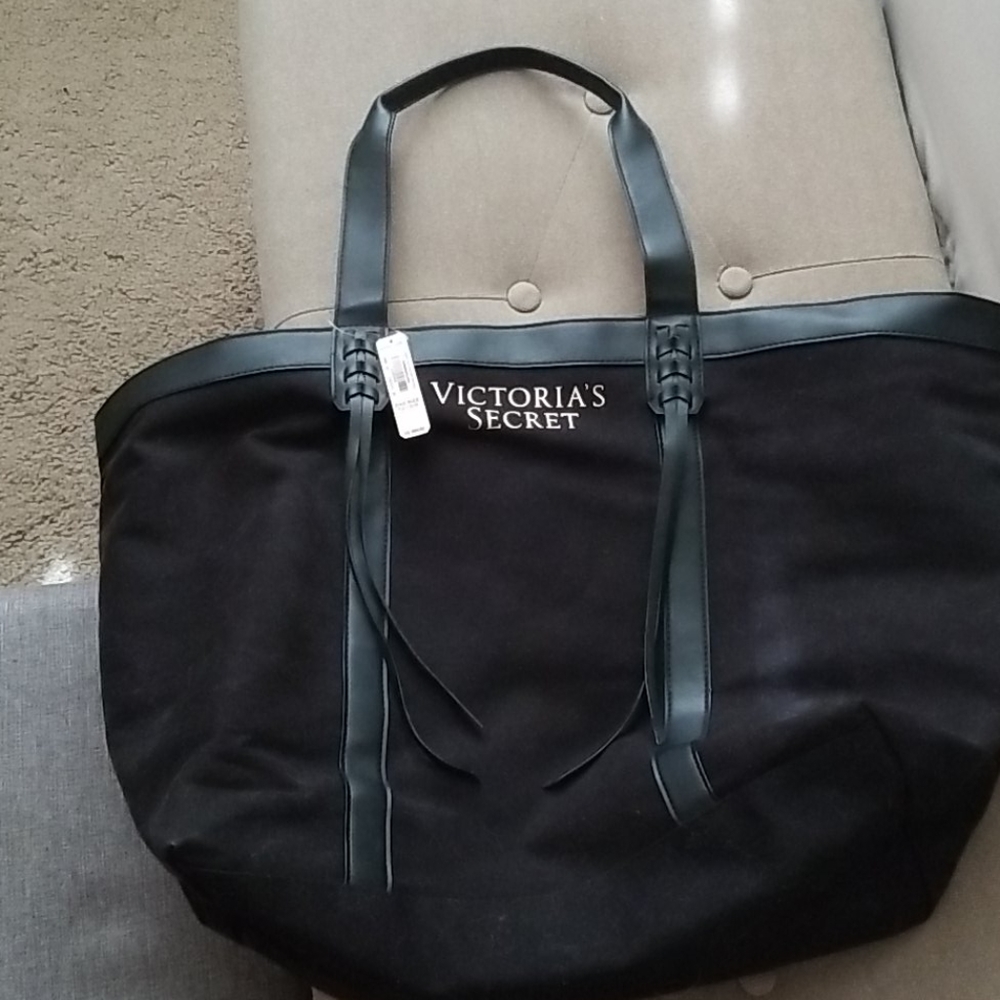 🆕️ Victoria Secret Tote - Picture 2 of 6